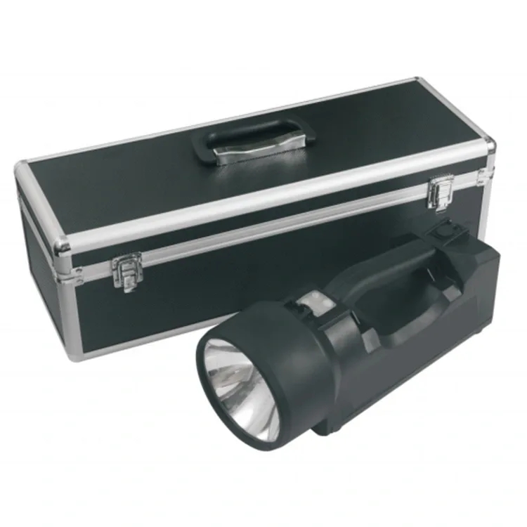 Vad du bör vara uppmärksam på när du använder en bärbar Xenon-söklampa